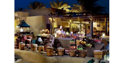 Ужин в Sahara Fortress Camp 3