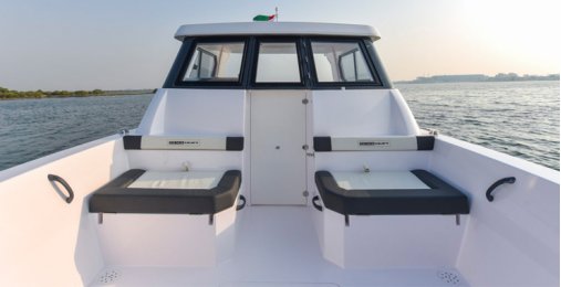 Морская прогулка на катере в Дубае 0