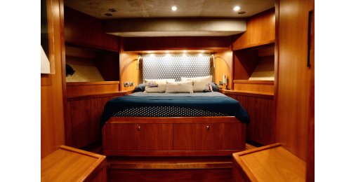 Sunseeker Predator 110  5