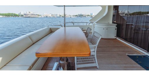 Azimut 88 3