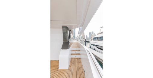 INFINITY CATAMARAN S60 3