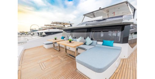 INFINITY CATAMARAN S60 14